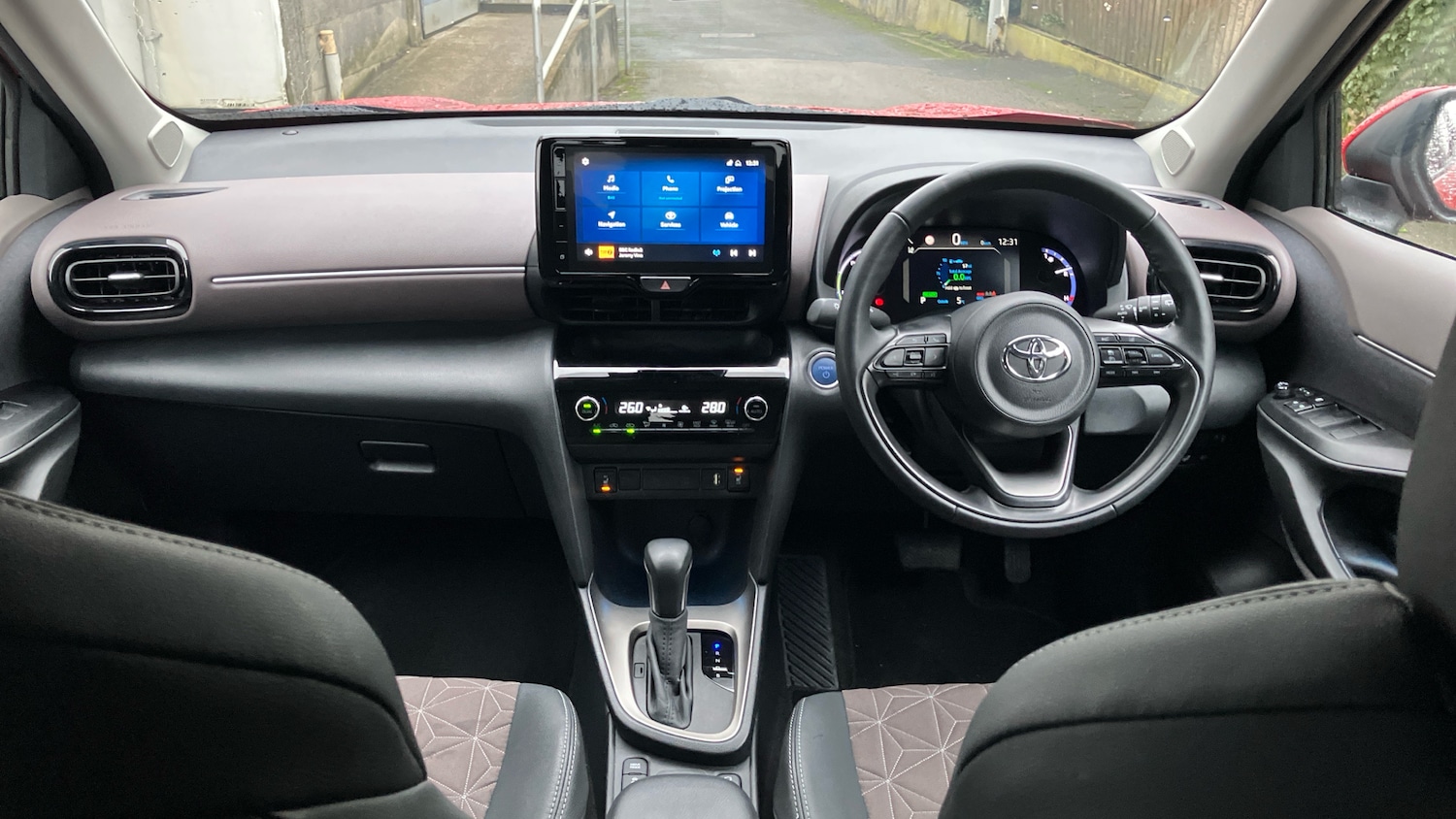 Used Toyota Yaris Cross 2023 for sale - 77530148: Photo 5