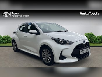 Used Toyota Yaris 2023 for sale - 79504768: Photo