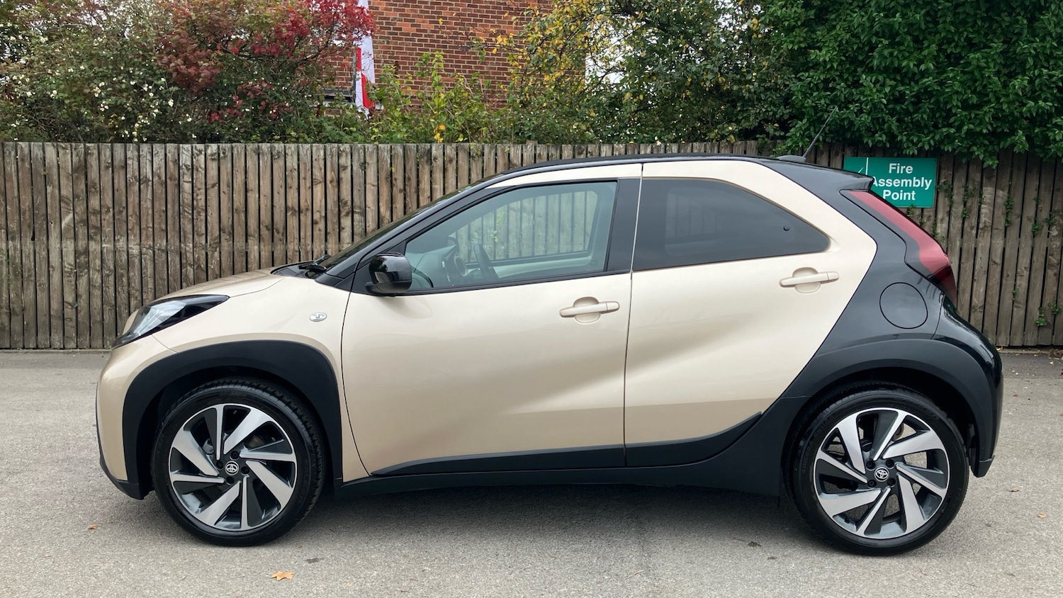 Used Toyota Aygo X 2022 for sale - 76895227: Photo 17