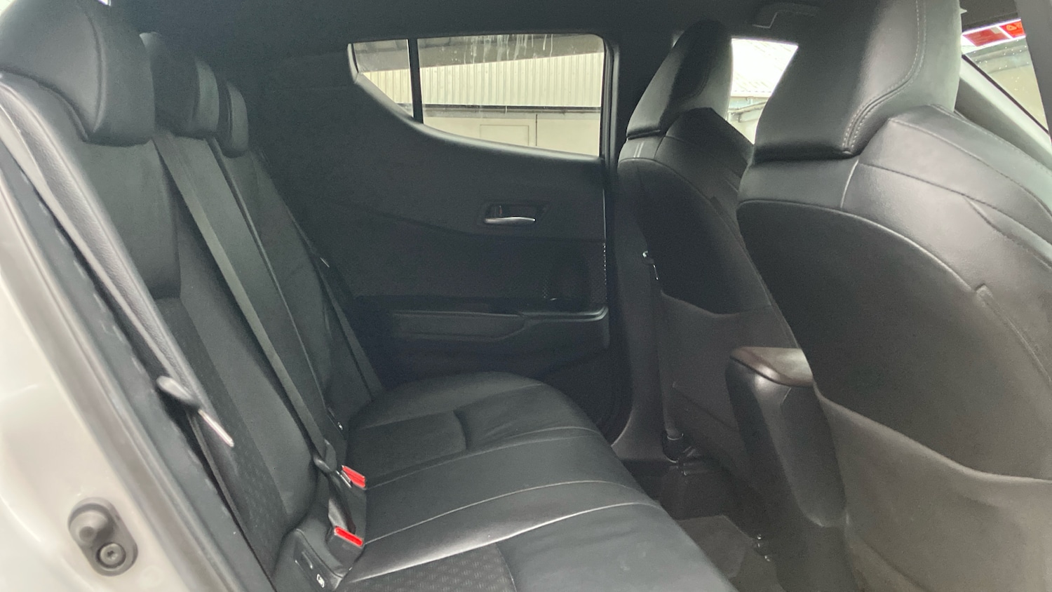 Used Toyota C-HR 2019 for sale - 76834044: Photo 12