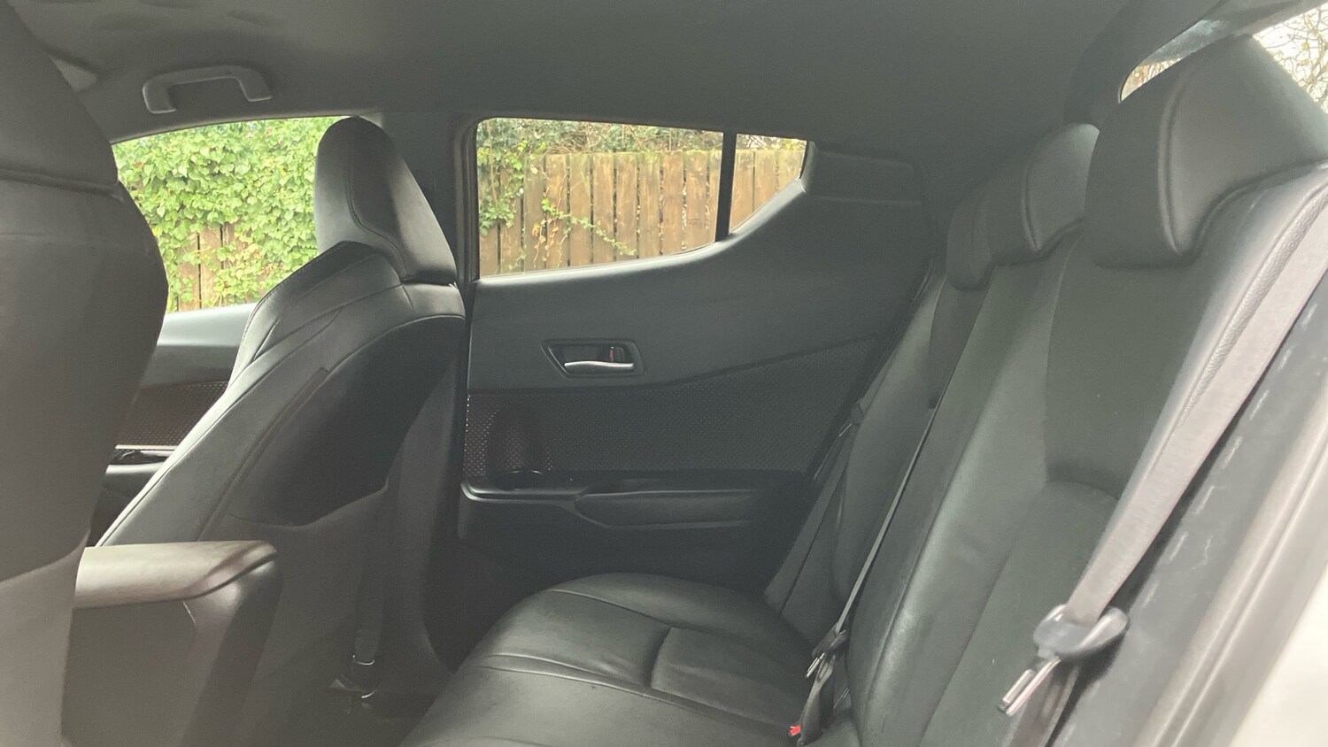 Used Toyota C-HR 2019 for sale - 76834044: Photo 13