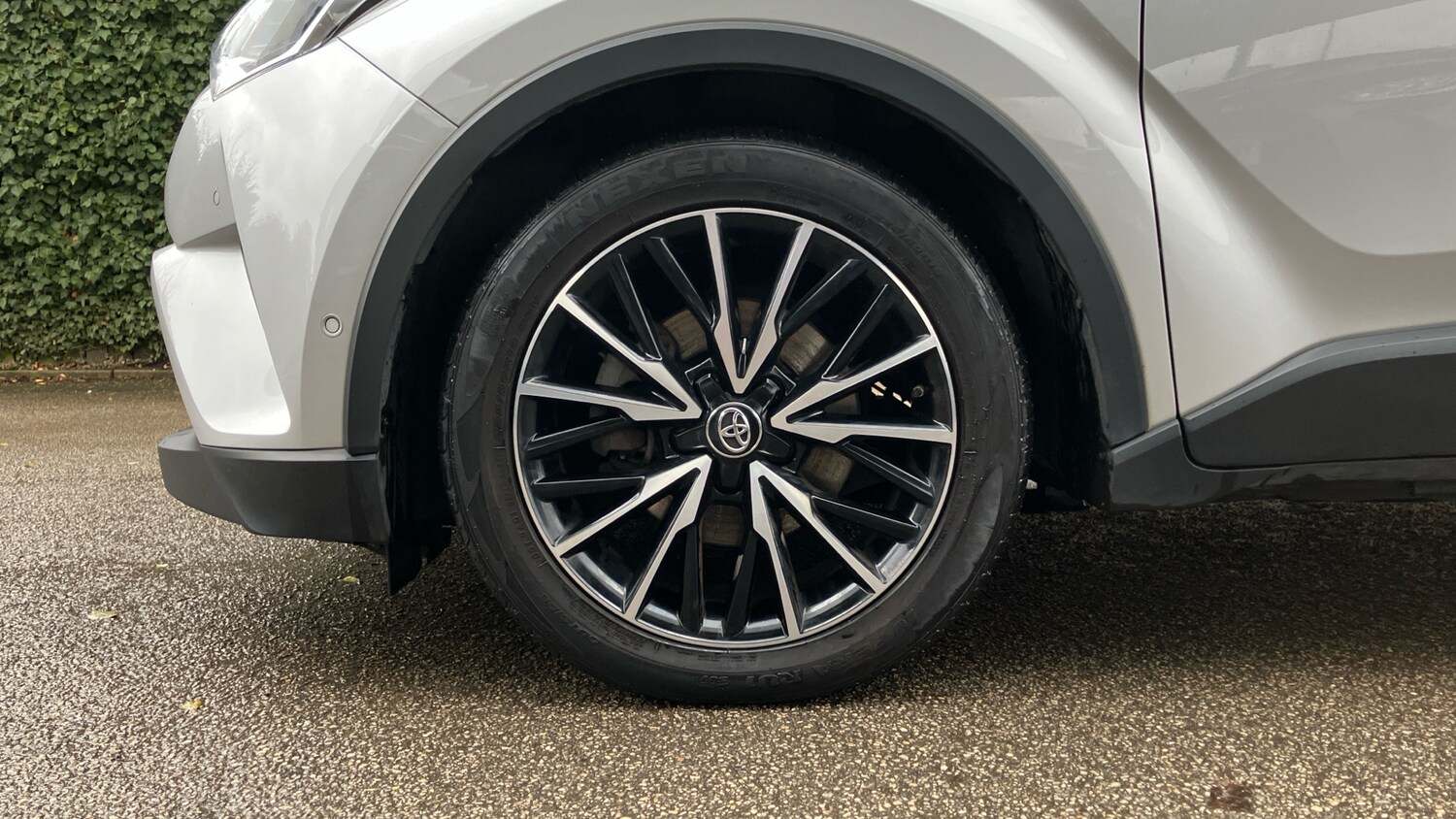 Used Toyota C-HR 2019 for sale - 76834044: Photo 18