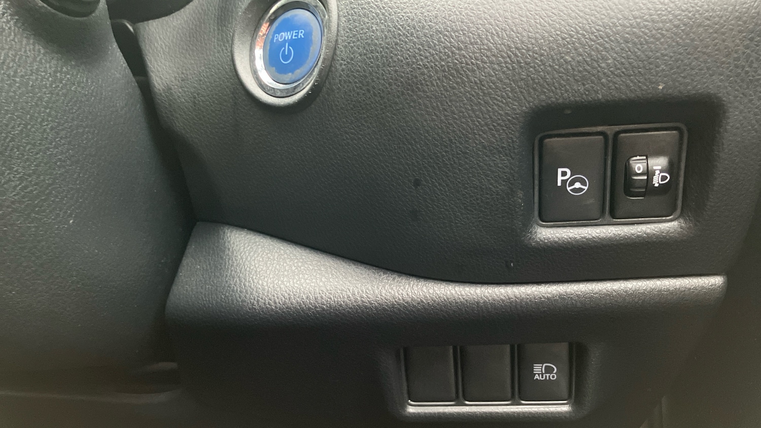 Used Toyota C-HR 2019 for sale - 76834044: Photo 32