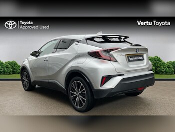 Used Toyota C-HR 2019 for sale - 76834044: Photo