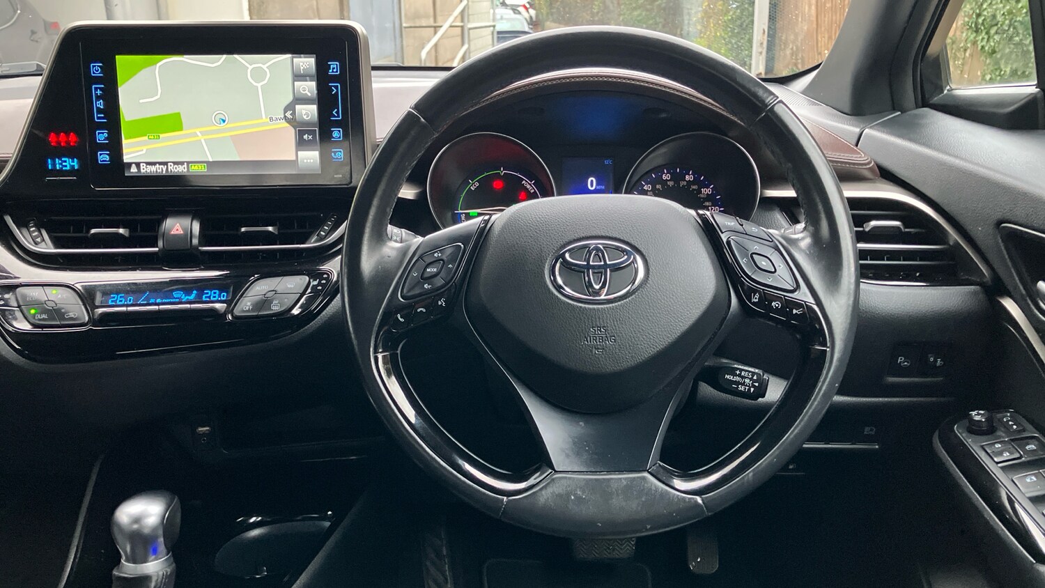 Used Toyota C-HR 2019 for sale - 76834044: Photo 8