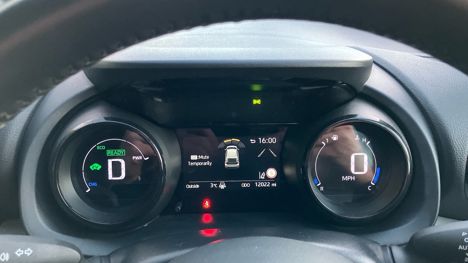 Used Toyota Yaris 2022 for sale - 76638535: Photo 42