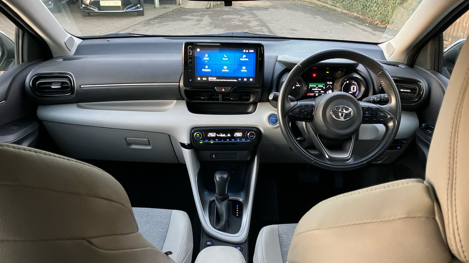 Used Toyota Yaris 2022 for sale - 76638535: Photo 5