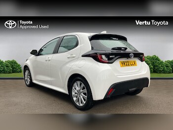 Used Toyota Yaris 2022 for sale - 77262190: Photo