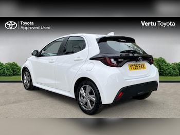 Used Toyota Yaris 2025 for sale - 78042645: Photo
