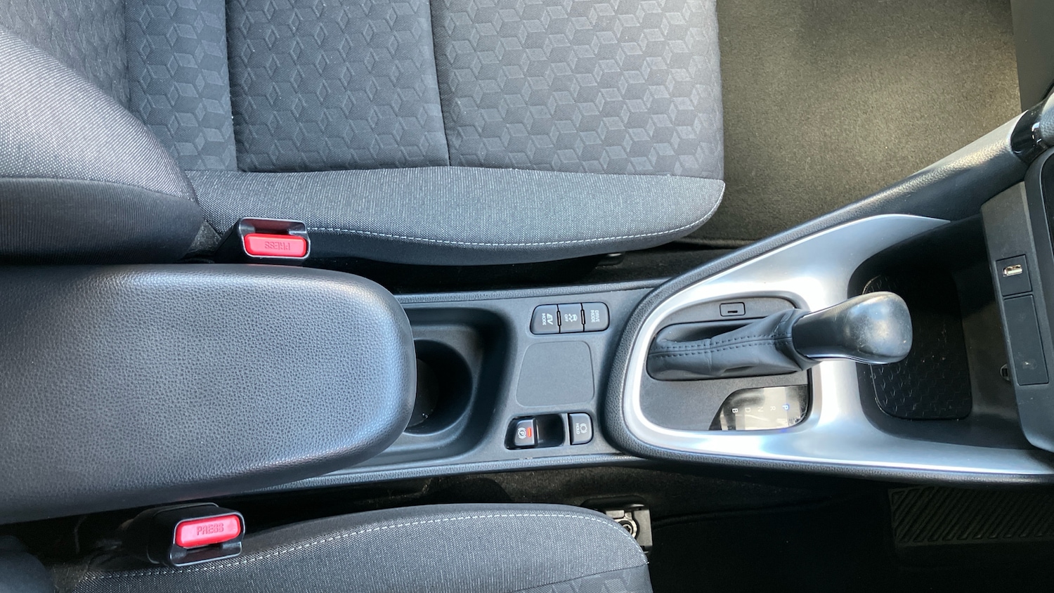 Used Toyota Yaris 2023 for sale - 76146440: Photo 36