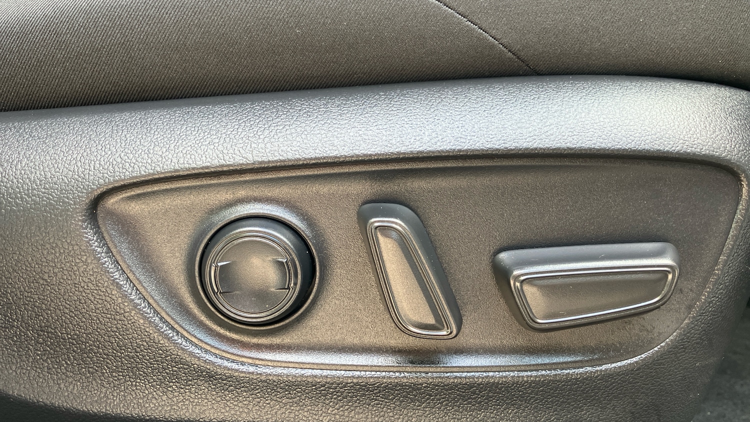 Used Toyota RAV4 2025 for sale - 76694742: Photo 32