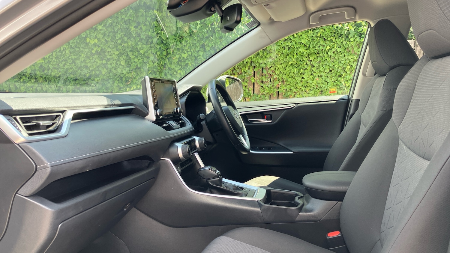 Used Toyota RAV4 2021 for sale - 77248574: Photo 10