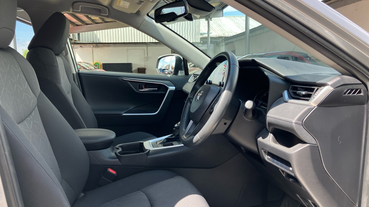 Used Toyota RAV4 2021 for sale - 77248574: Photo 11