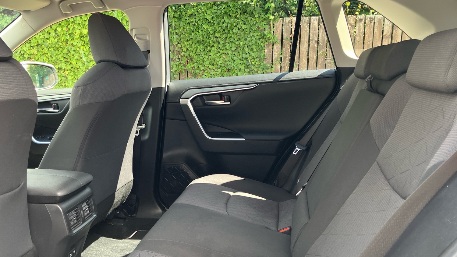 Used Toyota RAV4 2021 for sale - 77248574: Photo 13