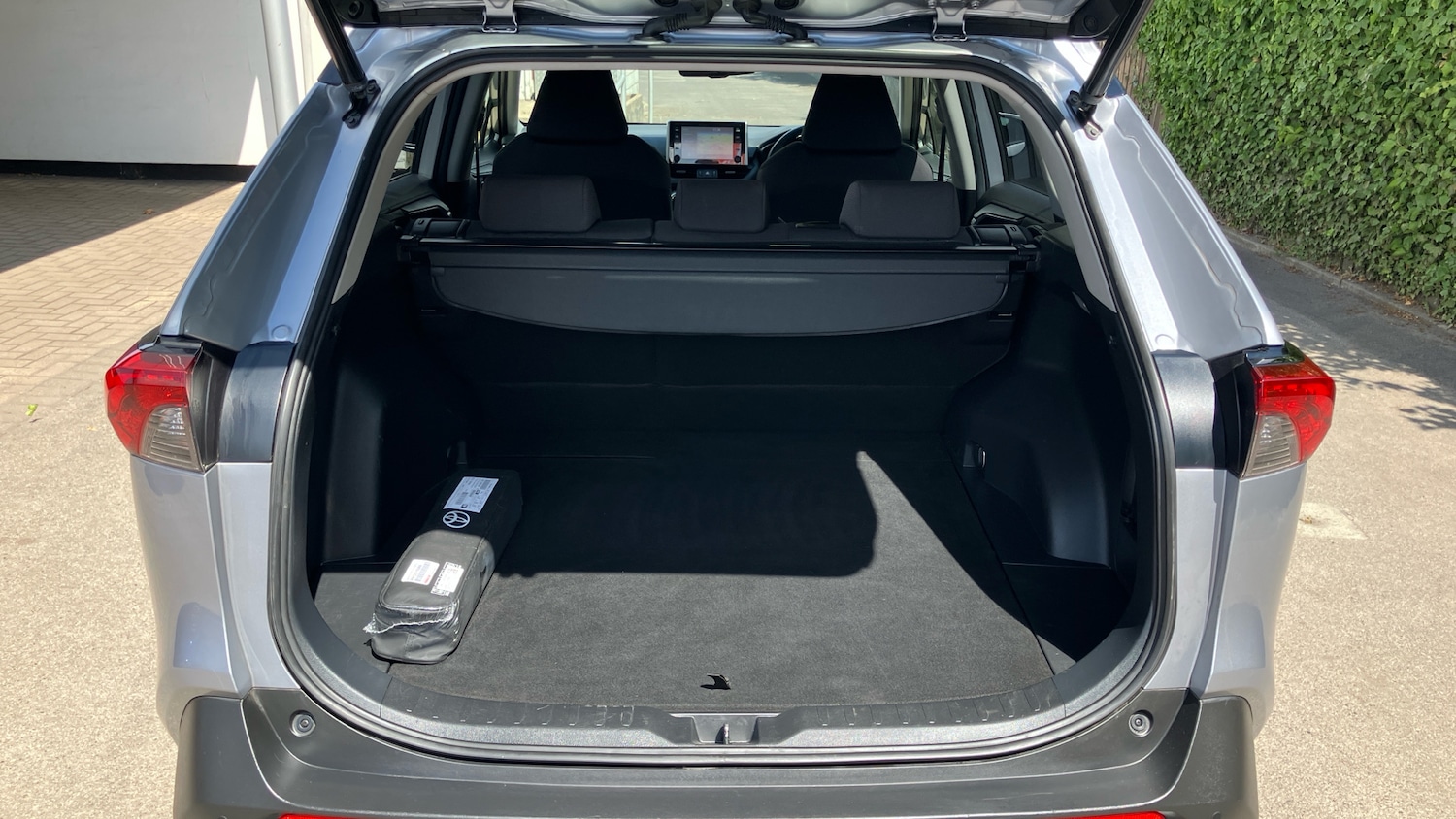 Used Toyota RAV4 2021 for sale - 77248574: Photo 14