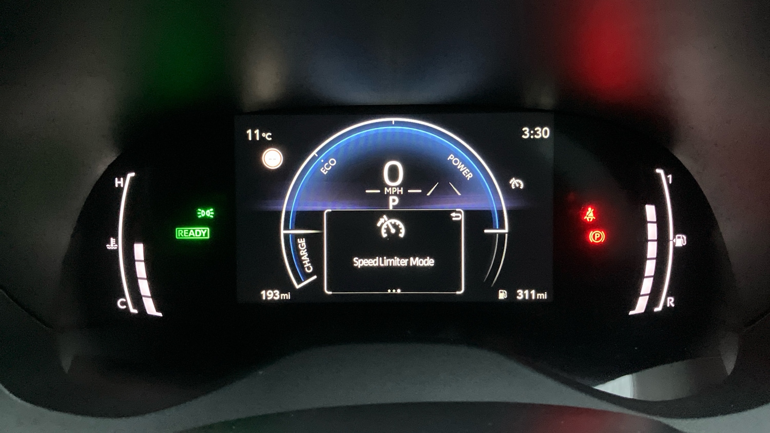 Used Toyota Yaris 2025 for sale - 77883759: Photo 38