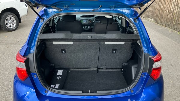 Used Toyota Yaris 2018 for sale - 76193084: Photo 14