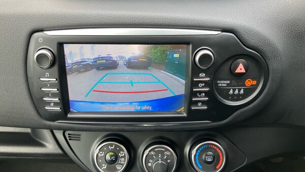 Used Toyota Yaris 2018 for sale - 76193084: Photo 26