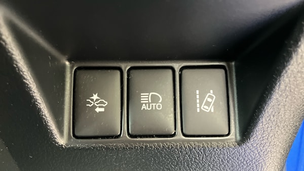 Used Toyota Yaris 2018 for sale - 76193084: Photo 30