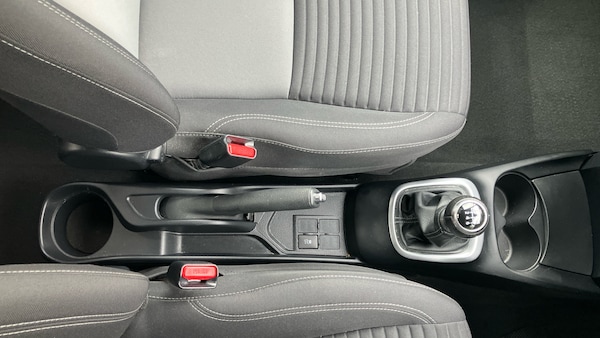 Used Toyota Yaris 2018 for sale - 76193084: Photo 34