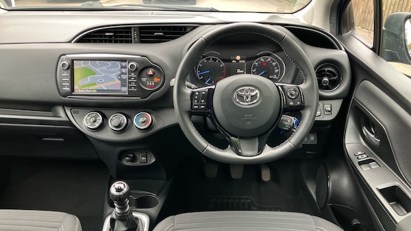 Used Toyota Yaris 2018 for sale - 76193084: Photo 6