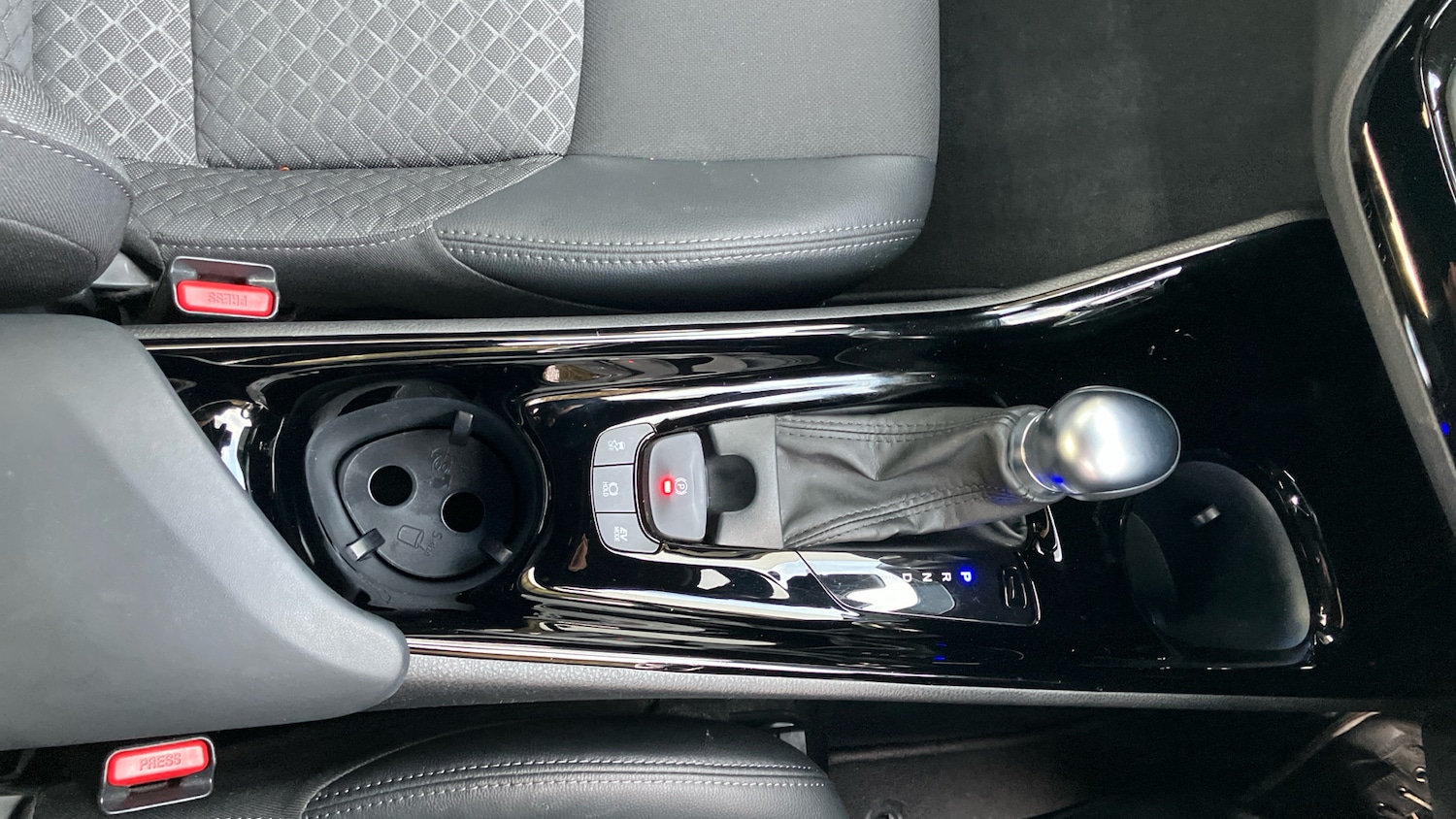 Used Toyota C-HR 2022 for sale - 77033344: Photo 36