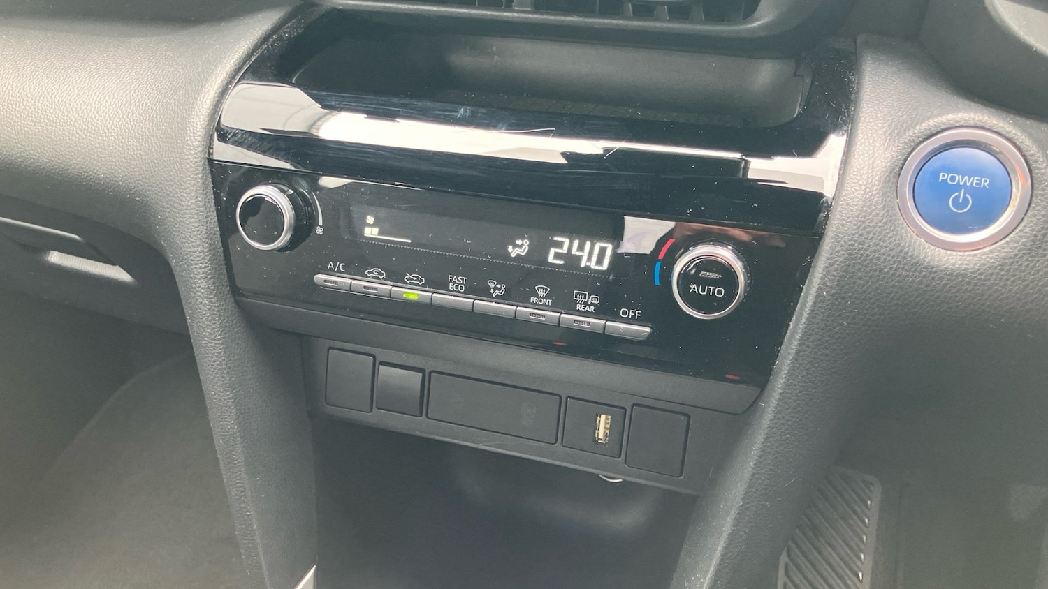 Vehicle 35