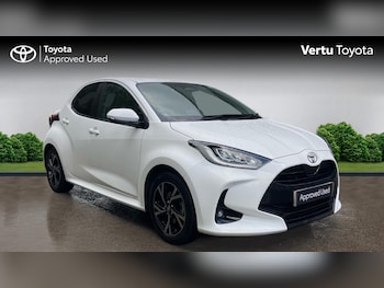 Used Toyota Yaris 2024 for sale - 78882500: Photo