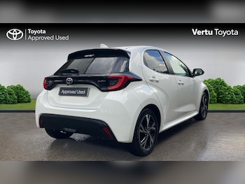 Used Toyota Yaris 2024 for sale - 78882500: Photo