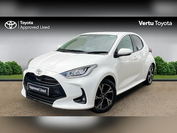 Used Toyota Yaris 2024 for sale - 78882500: Photo