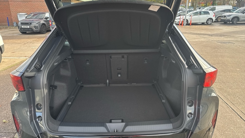 Used Cupra Tavascan 2025 for sale - 76563648: Photo 16