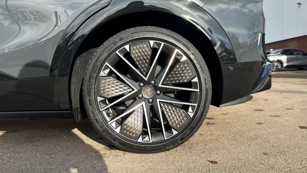 Used Cupra Tavascan 2025 for sale - 76563648: Photo 18