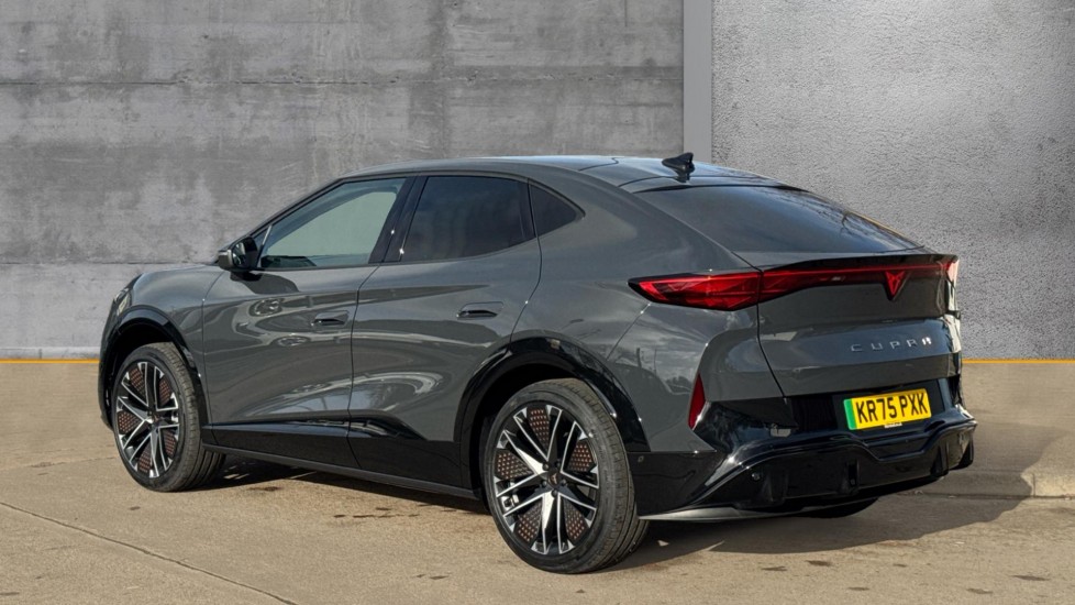 Used Cupra Tavascan 2025 for sale - 76563648: Photo 3