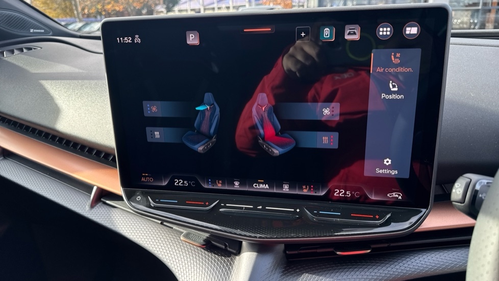 Used Cupra Tavascan 2025 for sale - 76563648: Photo 30