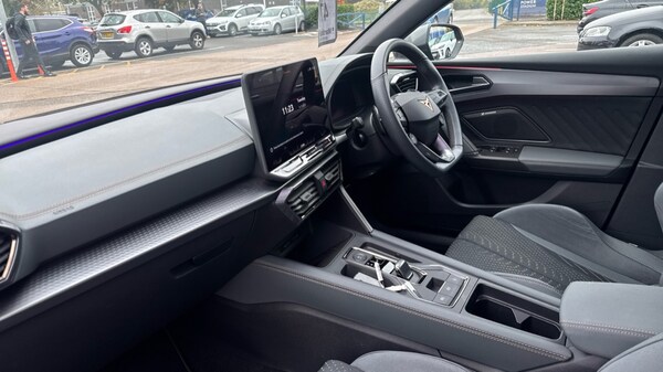 Used Cupra Leon 2025 for sale - 76276168: Photo 2
