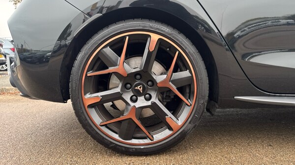 Used Cupra Leon 2025 for sale - 76276168: Photo 5