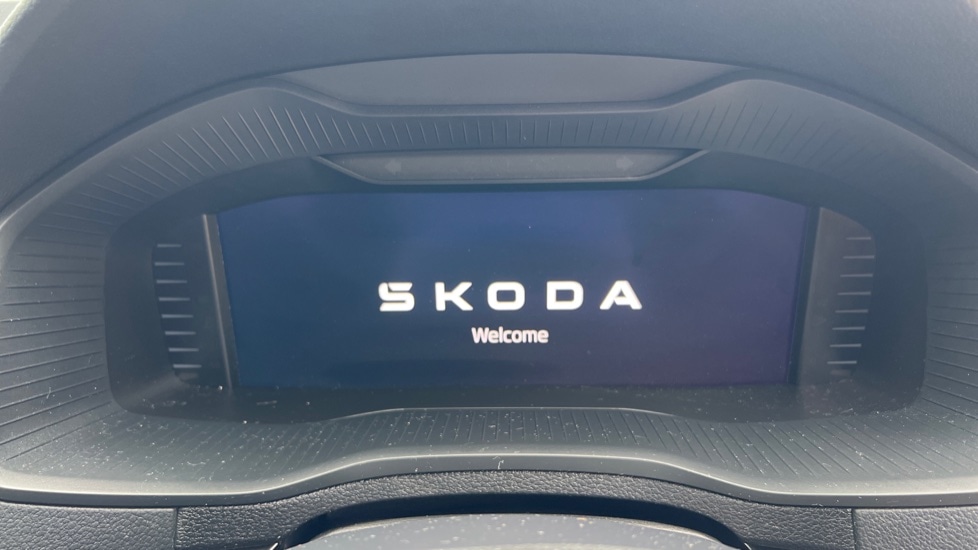 Used Skoda Karoq 2024 for sale - 76519412: Photo 14