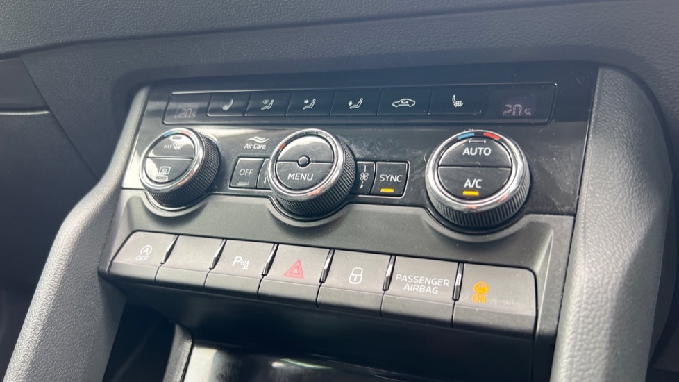 Used Skoda Karoq 2024 for sale - 76519412: Photo 25