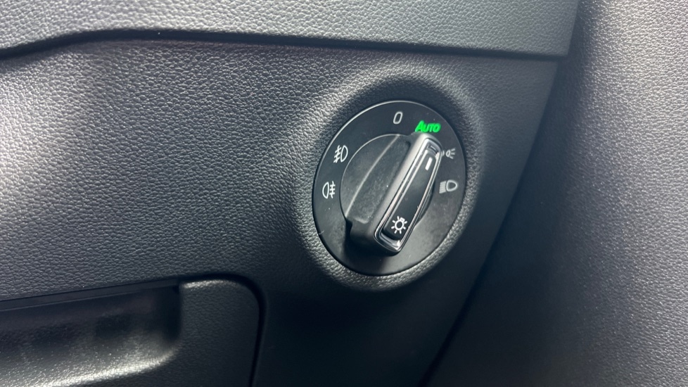 Used Skoda Karoq 2024 for sale - 76519412: Photo 26