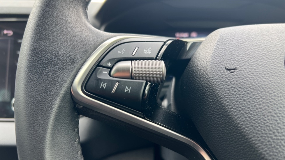 Used Skoda Karoq 2024 for sale - 76519412: Photo 27