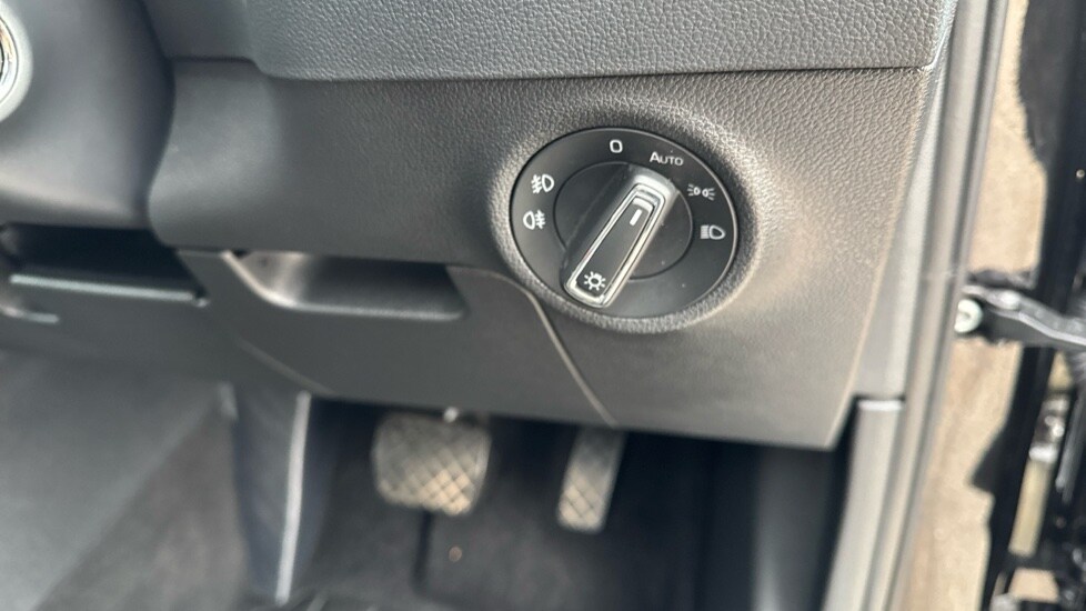 Used Skoda Karoq 2024 for sale - 76519412: Photo 31