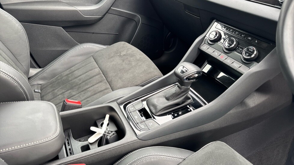 Used Skoda Karoq 2024 for sale - 76519412: Photo 33