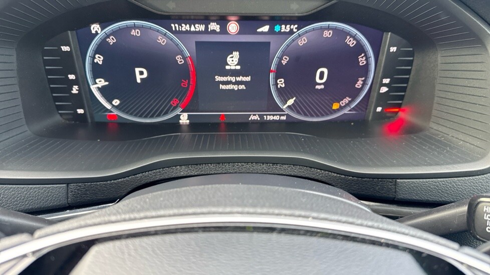 Used Skoda Karoq 2024 for sale - 76519412: Photo 38