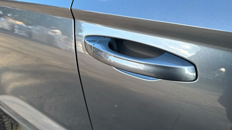 Used Cupra Ateca 2025 for sale - 76563735: Photo 39