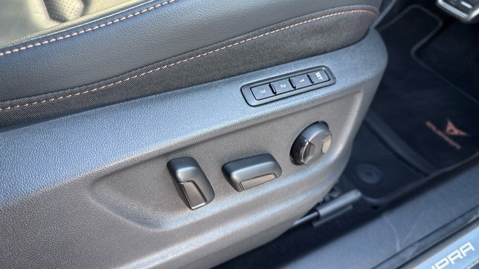 Used Cupra Ateca 2025 for sale - 76563735: Photo 42