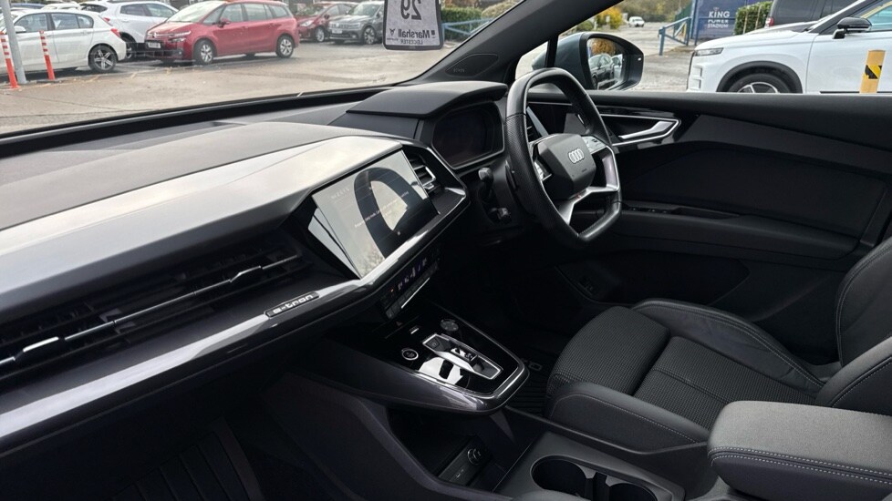 Used Audi Q4 e-tron 2021 for sale - 76420611: Photo 10