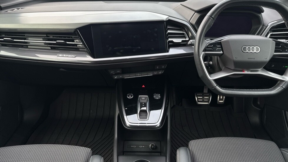 Used Audi Q4 e-tron 2021 for sale - 76420611: Photo 12