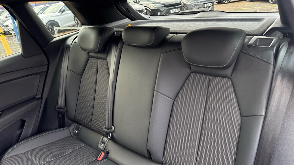 Used Audi Q4 e-tron 2021 for sale - 76420611: Photo 14