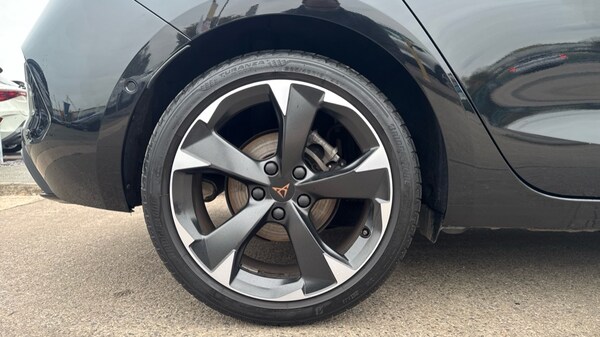 Used Cupra Leon 2024 for sale - 76297660: Photo 5