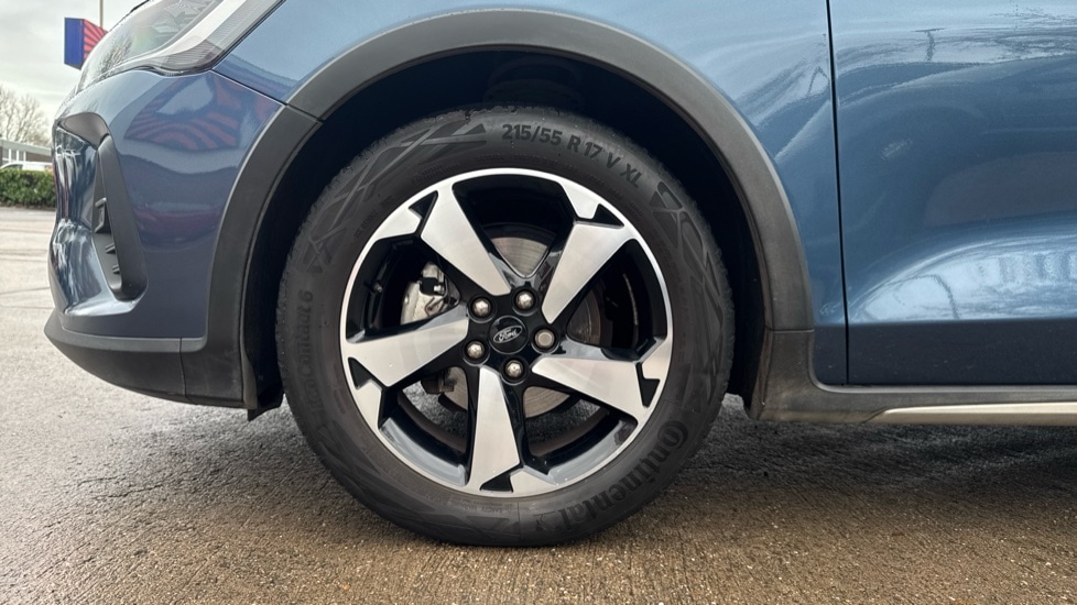 Used Ford Focus 2023 for sale - 76937583: Photo 17